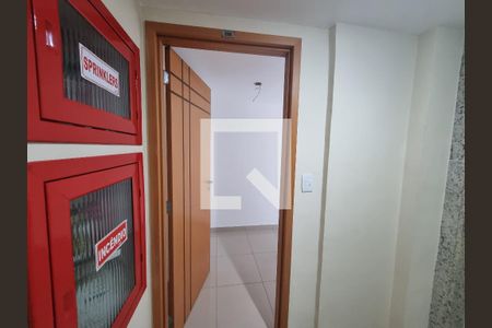 Entrada de apartamento à venda com 4 quartos, 116m² em Méier, Rio de Janeiro