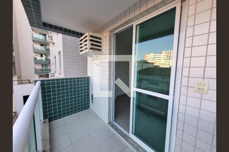 Apartamento à venda com 116m², 4 quartos e 2 vagasVaranda da Suite 1