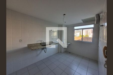 Apartamento à venda com 116m², 4 quartos e 2 vagasCozinha