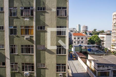 Apartamento à venda com 116m², 4 quartos e 2 vagasQuarto 03 - Janela