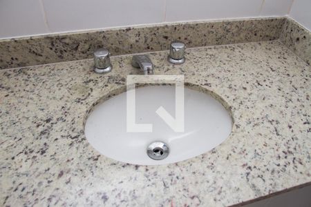 Apartamento à venda com 116m², 4 quartos e 2 vagasBanheiro Social 02