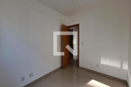 Apartamento à venda com 112m², 4 quartos e 2 vagasQuarto 3 