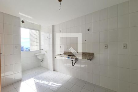 Apartamento à venda com 112m², 4 quartos e 2 vagasCozinha