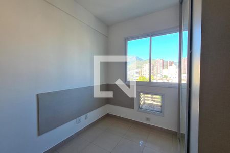 Apartamento à venda com 112m², 4 quartos e 2 vagasQuarto 3