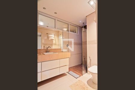 Apartamento para alugar com 140m², 2 quartos e 2 vagasBanheiro da Suíte