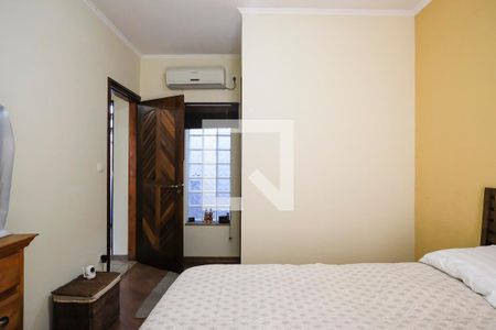 Casa para alugar com 120m², 2 quartos e 2 vagasSuíte