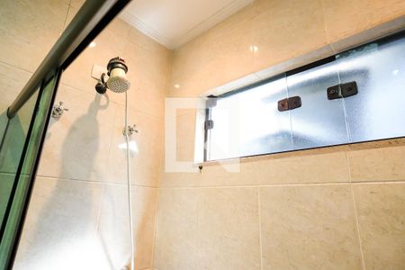 Casa para alugar com 120m², 2 quartos e 2 vagasBanheiro 