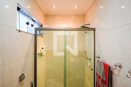 Casa para alugar com 120m², 2 quartos e 2 vagasBanheiro da Suíte