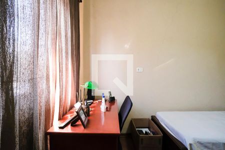 Casa para alugar com 120m², 2 quartos e 2 vagasQuarto