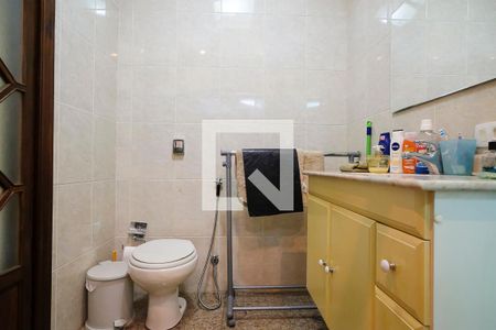 Casa para alugar com 120m², 2 quartos e 2 vagasBanheiro 