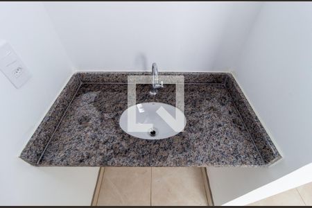 Apartamento para alugar com 35m², 2 quartos e sem vagaBanheiro