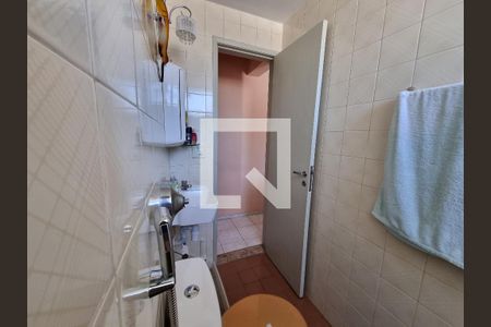 Banheiro de apartamento para alugar com 1 quarto, 41m² em Cascadura, Rio de Janeiro