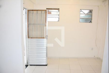 Sala de casa para alugar com 1 quarto, 80m² em Itapuã, Salvador
