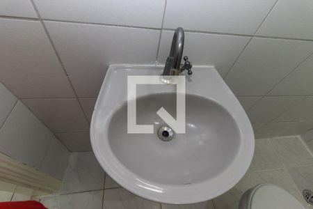 Banheiro de casa para alugar com 1 quarto, 40m² em Jardim Colonial, São José dos Campos