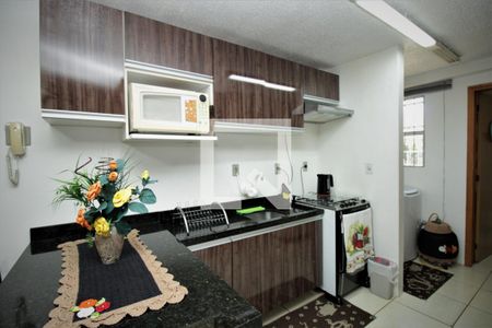 Sala/Cozinha/armários de apartamento à venda com 2 quartos, 47m² em Estância Velha, Canoas
