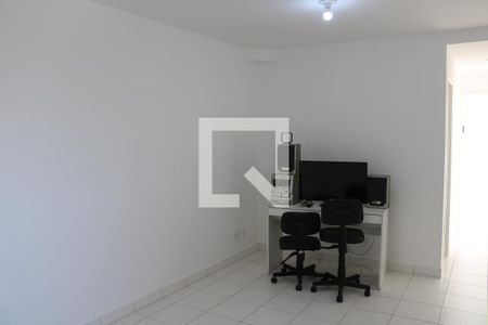 Sala de apartamento à venda com 3 quartos, 70m² em Vila São Luiz, Goiânia