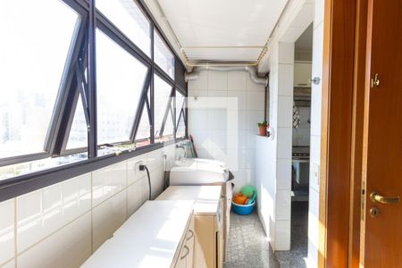 Apartamento à venda com 111m², 3 quartos e 3 vagasÁrea de Serviço