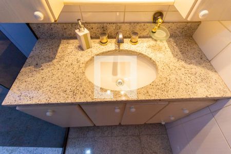 Apartamento à venda com 111m², 3 quartos e 3 vagasBanheiro