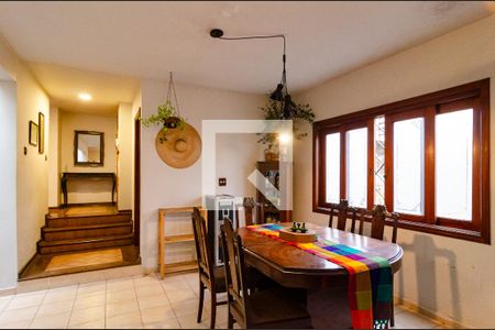 Sala de casa à venda com 4 quartos, 297m² em Planalto Paulista, São Paulo