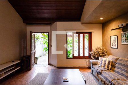 Sala de casa à venda com 4 quartos, 297m² em Planalto Paulista, São Paulo