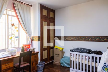 Casa à venda com 500m², 8 quartos e 4 vagas Casa à venda com 500m², 8 quartos e 4 vagasQuarto 3