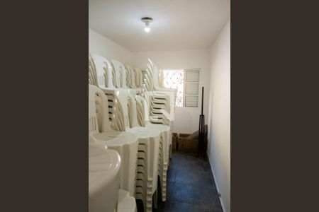 Casa à venda com 500m², 8 quartos e 4 vagas Casa à venda com 500m², 8 quartos e 4 vagasQuarto 6