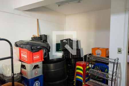 Casa à venda com 500m², 8 quartos e 4 vagas Casa à venda com 500m², 8 quartos e 4 vagasQuarto 7