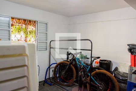 Casa à venda com 500m², 8 quartos e 4 vagas Casa à venda com 500m², 8 quartos e 4 vagasQuarto 7