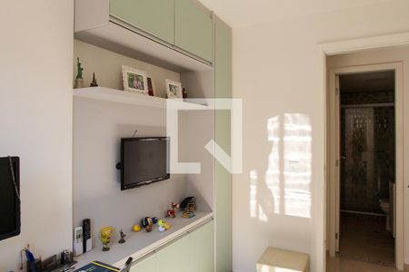 Apartamento à venda com 160m², 3 quartos e 1 vaga Apartamento à venda com 160m², 3 quartos e 1 vagaQuarto 2