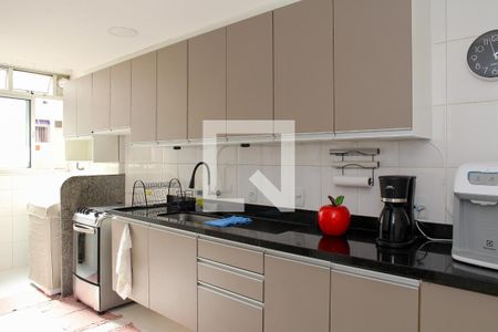 Apartamento à venda com 160m², 3 quartos e 1 vaga Apartamento à venda com 160m², 3 quartos e 1 vagaCozinha