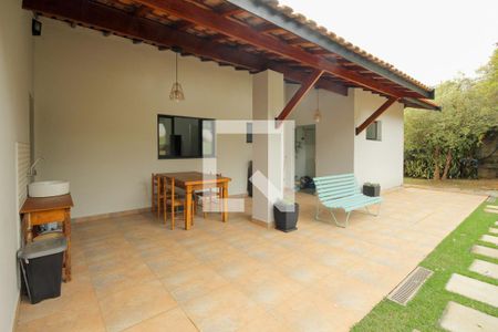 Casa de condomínio para alugar com 1380m², 4 quartos e 4 vagasVaranda