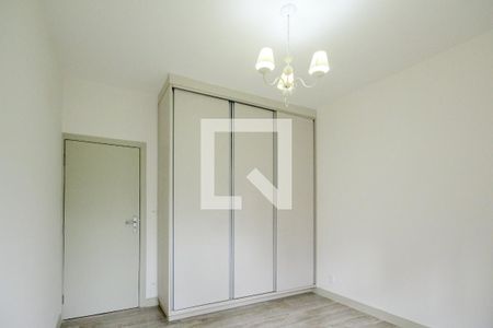 Casa de condomínio para alugar com 1380m², 4 quartos e 4 vagasQuarto 2