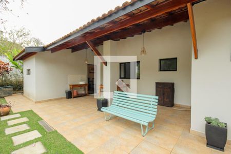 Casa de condomínio para alugar com 1380m², 4 quartos e 4 vagasVaranda