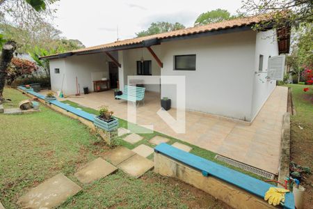 Casa de condomínio para alugar com 1380m², 4 quartos e 4 vagasFachada dos Fundos 