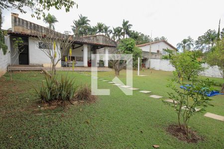 Casa de condomínio para alugar com 1380m², 4 quartos e 4 vagasQuintal