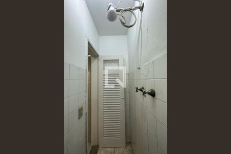 Apartamento à venda com 96m², 3 quartos e 1 vaga Apartamento à venda com 96m², 3 quartos e 1 vagaBanheiro de serviço