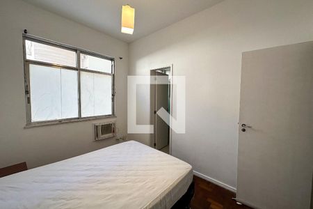 Apartamento à venda com 96m², 3 quartos e 1 vaga Apartamento à venda com 96m², 3 quartos e 1 vagaSuíte