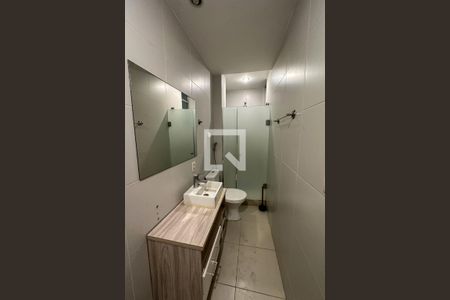 Apartamento à venda com 96m², 3 quartos e 1 vaga Apartamento à venda com 96m², 3 quartos e 1 vagaBanheiro Social