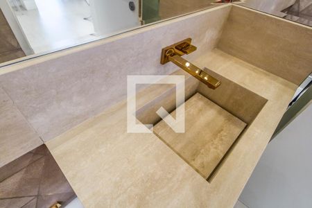 Apartamento à venda com 112m², 2 quartos e 2 vagasDetalhe do banheiro