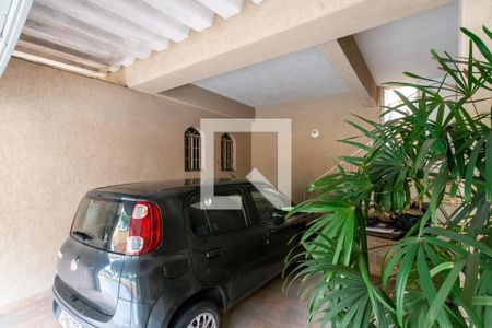 Casa à venda com 178m², 3 quartos e 2 vagasGaragem