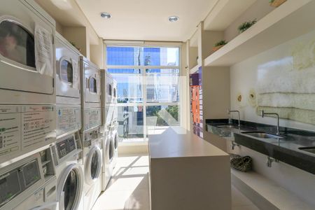 Apartamento para alugar com 45m², 1 quarto e 1 vaga Apartamento para alugar com 45m², 1 quarto e 1 vagaÁrea comum - Lavanderia