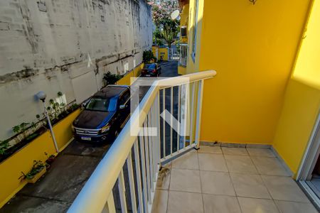 Casa à venda com 110m², 3 quartos e 1 vagavaranda