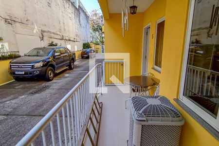 Casa à venda com 110m², 3 quartos e 1 vagavaranda