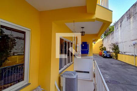 Casa à venda com 110m², 3 quartos e 1 vagavaranda