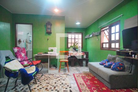 Casa à venda com 80m², 2 quartos e 2 vagasSala