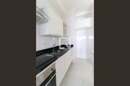 Apartamento para alugar com 49m², 1 quarto e 2 vagas Apartamento para alugar com 49m², 1 quarto e 2 vagasCozinha