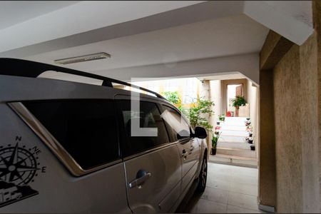 Casa à venda com 220m², 3 quartos e 2 vagas Casa à venda com 220m², 3 quartos e 2 vagasGaragem