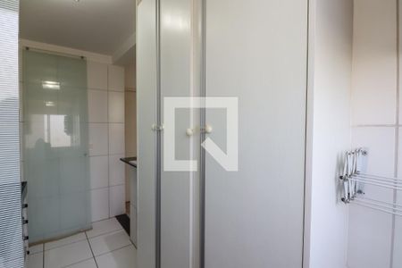 Apartamento para alugar com 54m², 2 quartos e 2 vagas Apartamento para alugar com 54m², 2 quartos e 2 vagasÁrea de Serviço