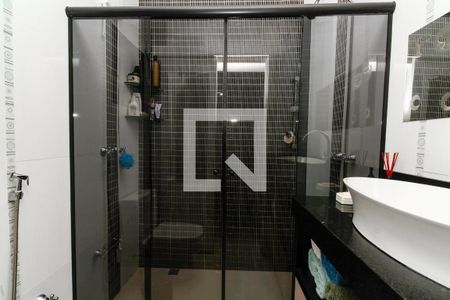 Casa à venda com 177m², 1 quarto e 8 vagasBanheiro
