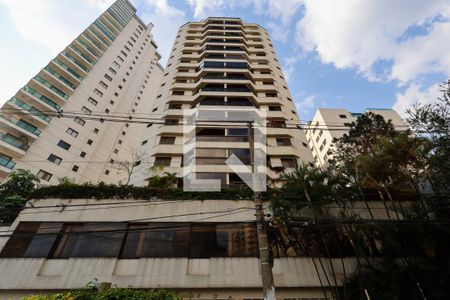 Apartamento à venda com 150m², 3 quartos e 3 vagas Apartamento à venda com 150m², 3 quartos e 3 vagasFachada do prédio